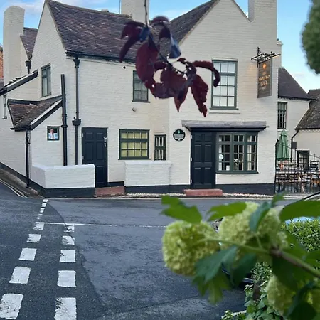 The Golden Ball Inn 1728-2